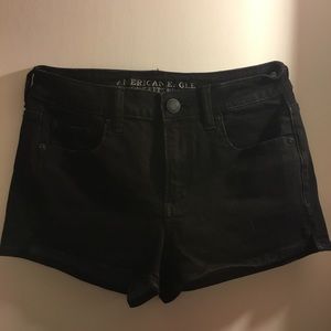 AMERICAN EAGLE BLACK HIGH WAISTED SHORTS